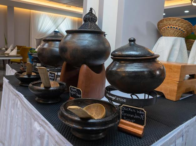 Oak Plaza Hotels East Airport Accra Extérieur photo