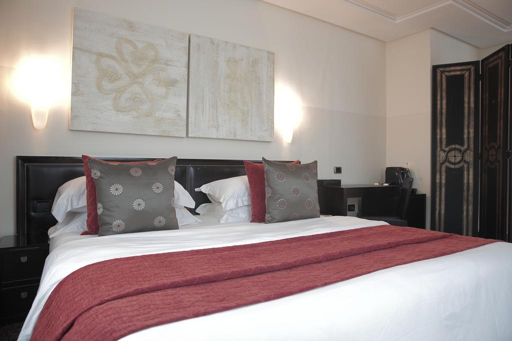 Oak Plaza Hotels East Airport Accra Extérieur photo