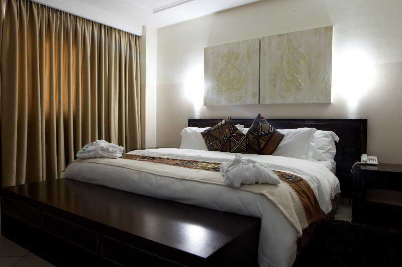 Oak Plaza Hotels East Airport Accra Extérieur photo