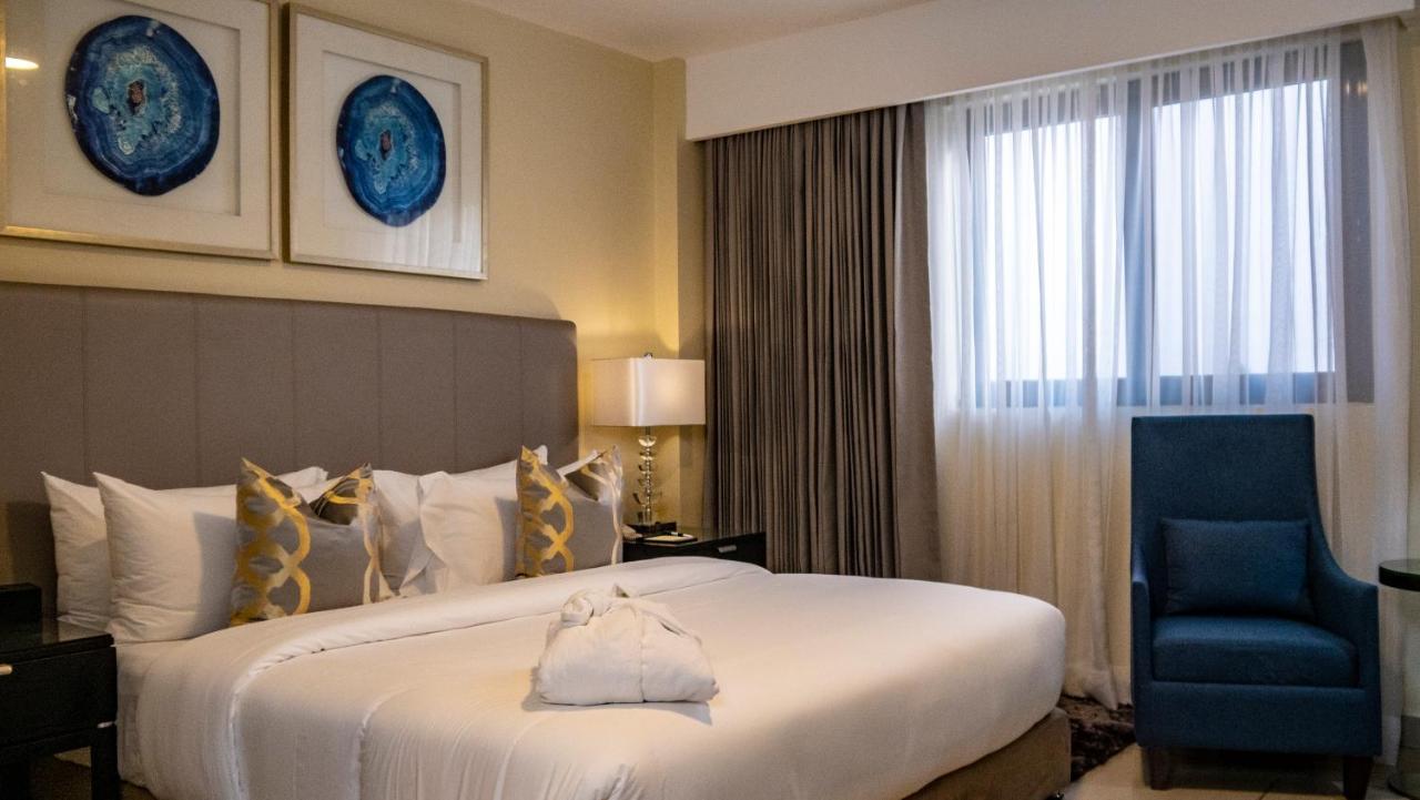 Oak Plaza Hotels East Airport Accra Extérieur photo